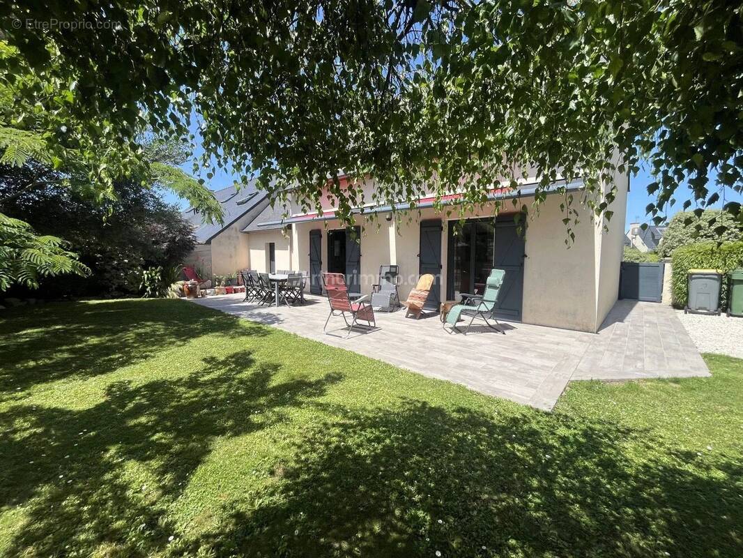 Maison à LANVALLAY