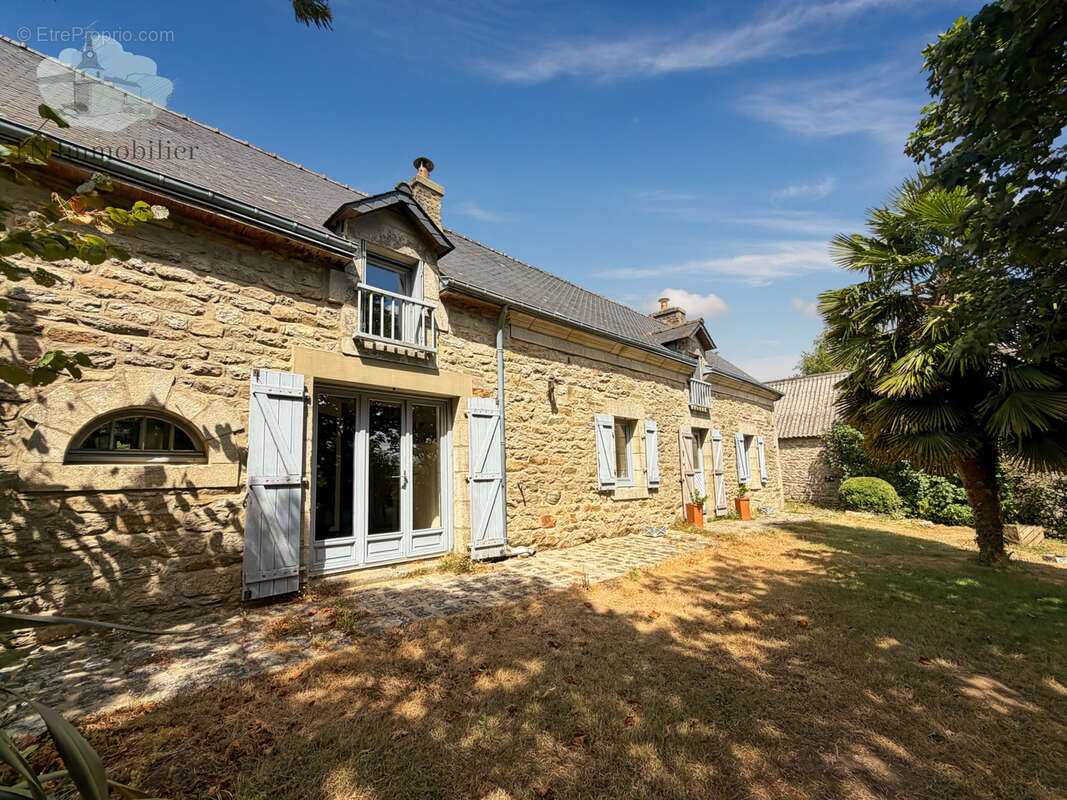 Longère rénovée avec charme -  201 m2 - bannalec - photo 25