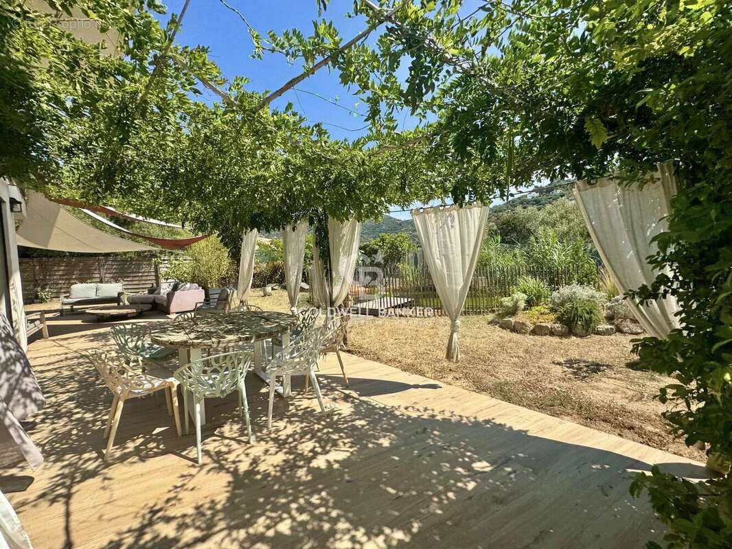 Maison à L&#039;ILE-ROUSSE