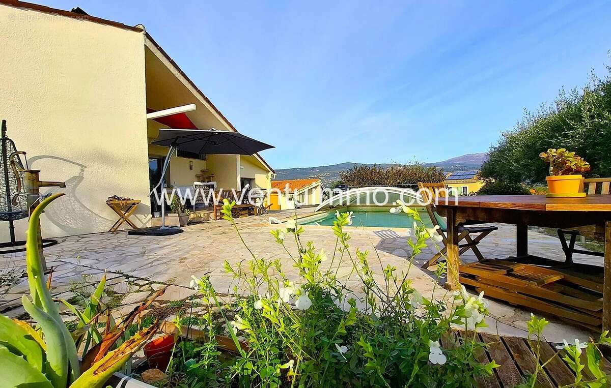 Maison à PEYMEINADE