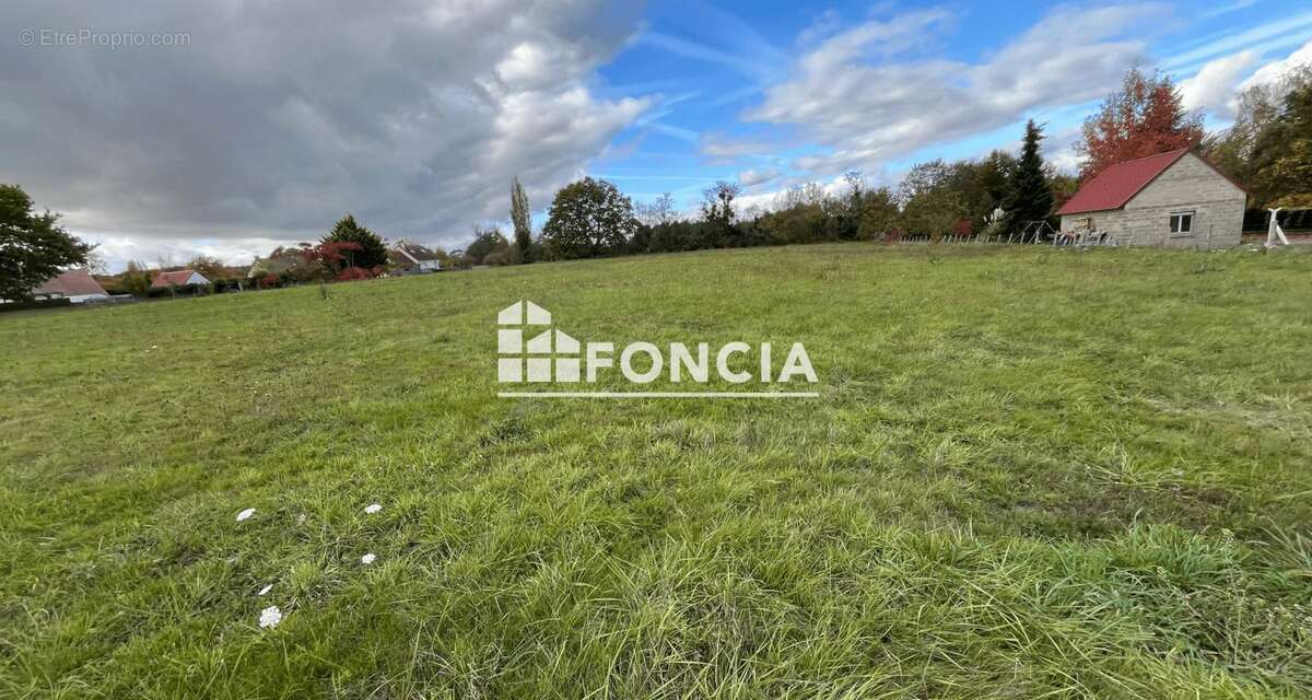 Terrain à LA CHAPELLE-SAINT-REMY