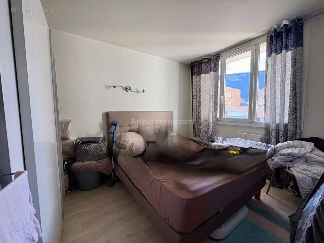 Appartement à FONTAINE