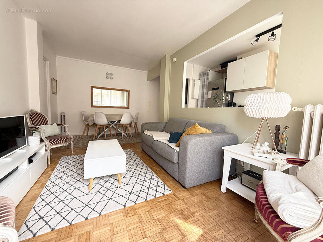 Appartement à ASNIERES-SUR-SEINE