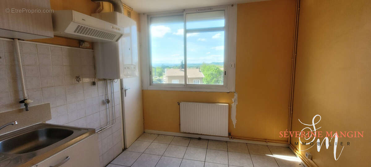 Appartement à ROMANS-SUR-ISERE