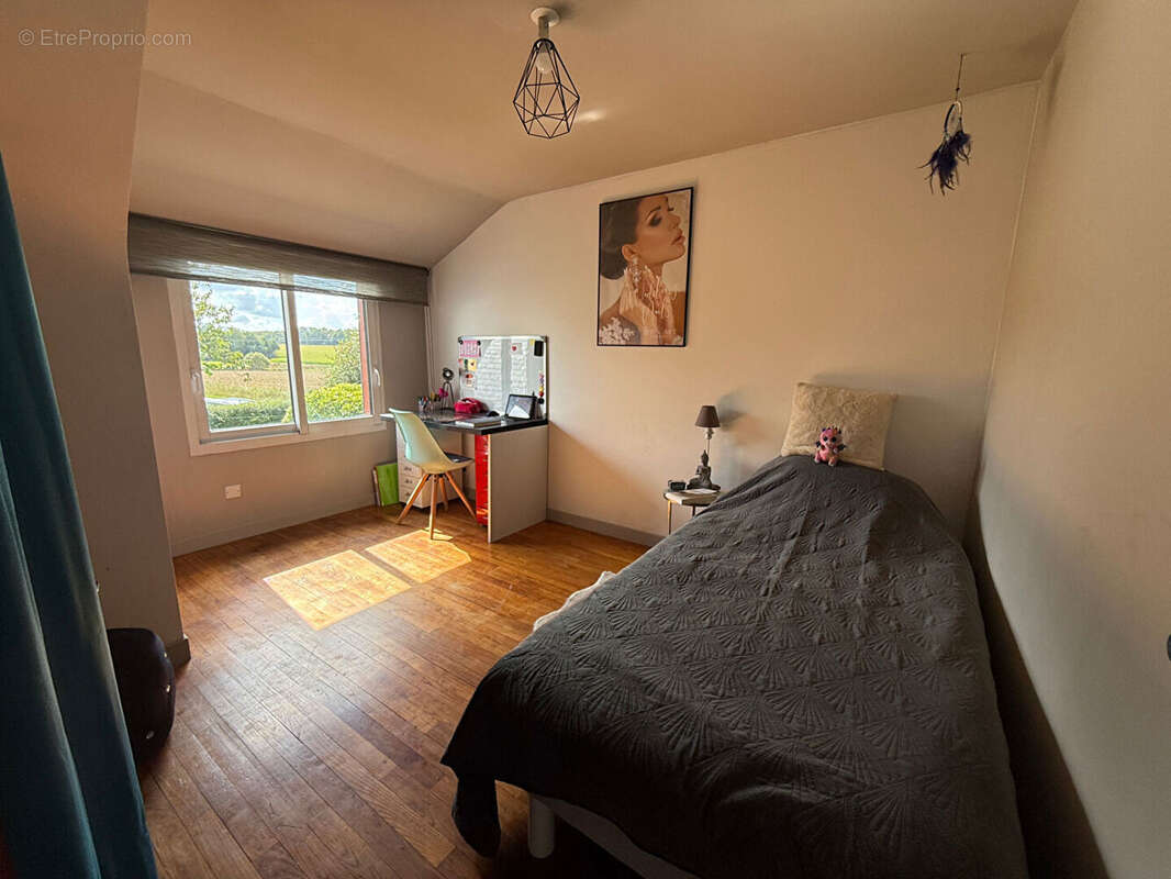 Maison à SAINT-MEEN-LE-GRAND