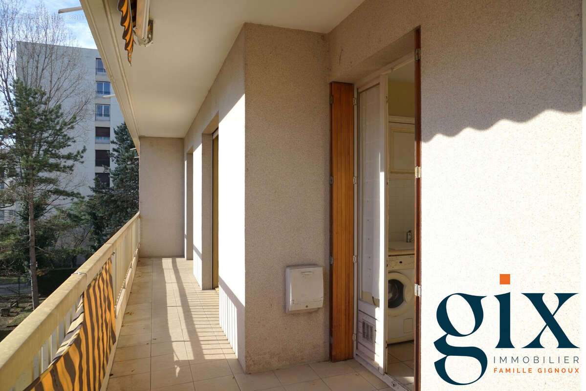 Appartement à MEYLAN