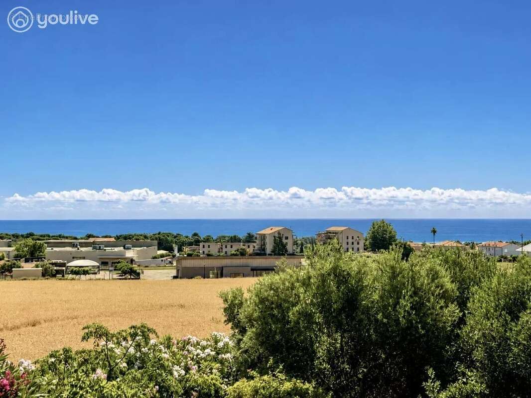 Villa T5 avec sa vue mer et son jardin arboré - photo 17