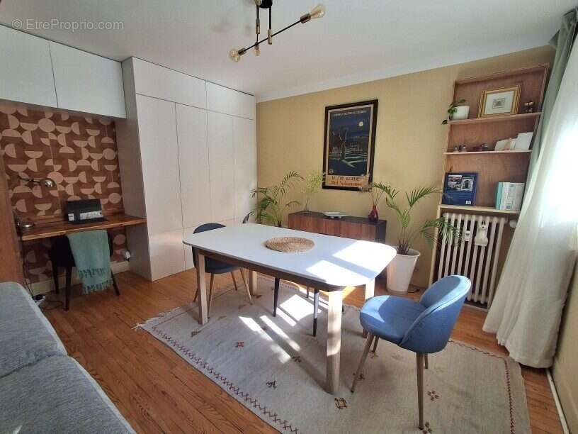 Appartement à FONTENAY-SOUS-BOIS