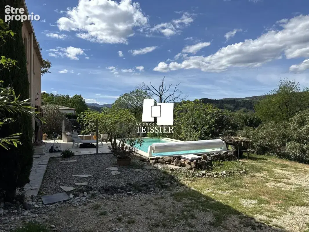 Maison familiale avec piscine à Chambonas - 182 m² - photo 5