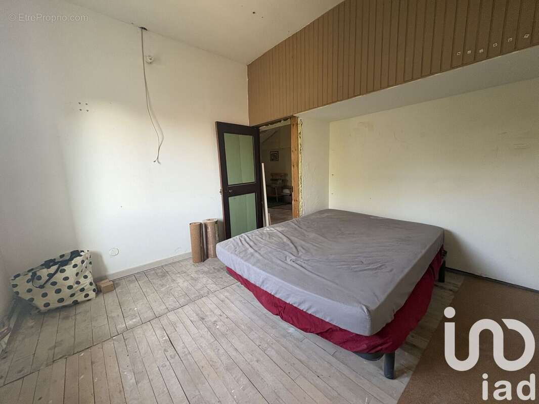 Maison 159 m² à Luzillat  - photo 9