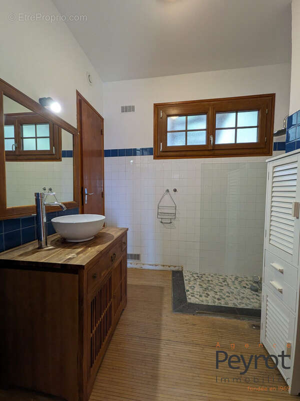 Maison 9 pièces 170 m² à vendre à Bolquere (66210) - photo 7