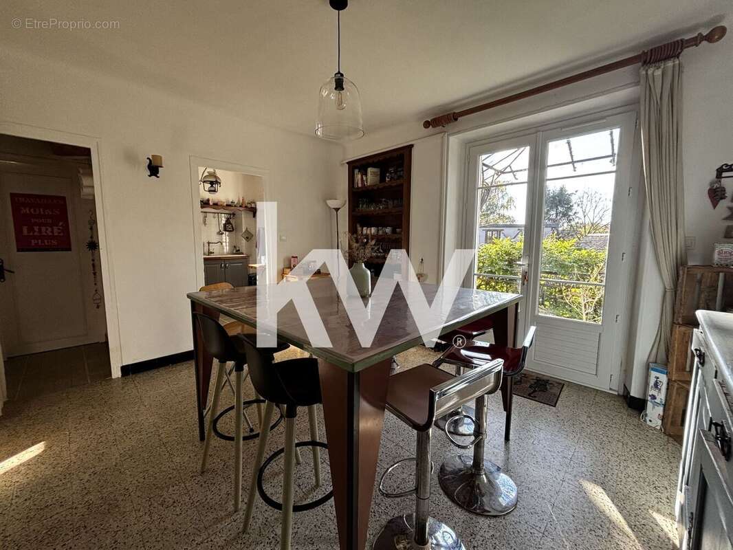 Maison à LA PORCHERIE