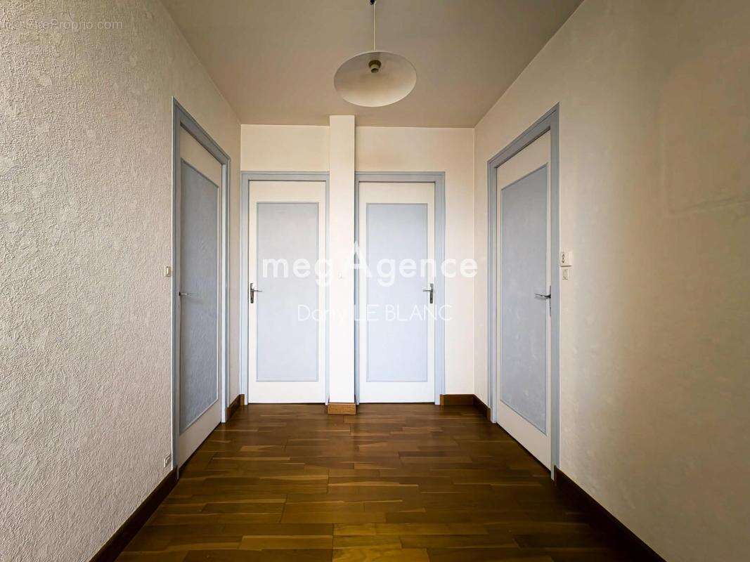 Maison à MAINVILLIERS