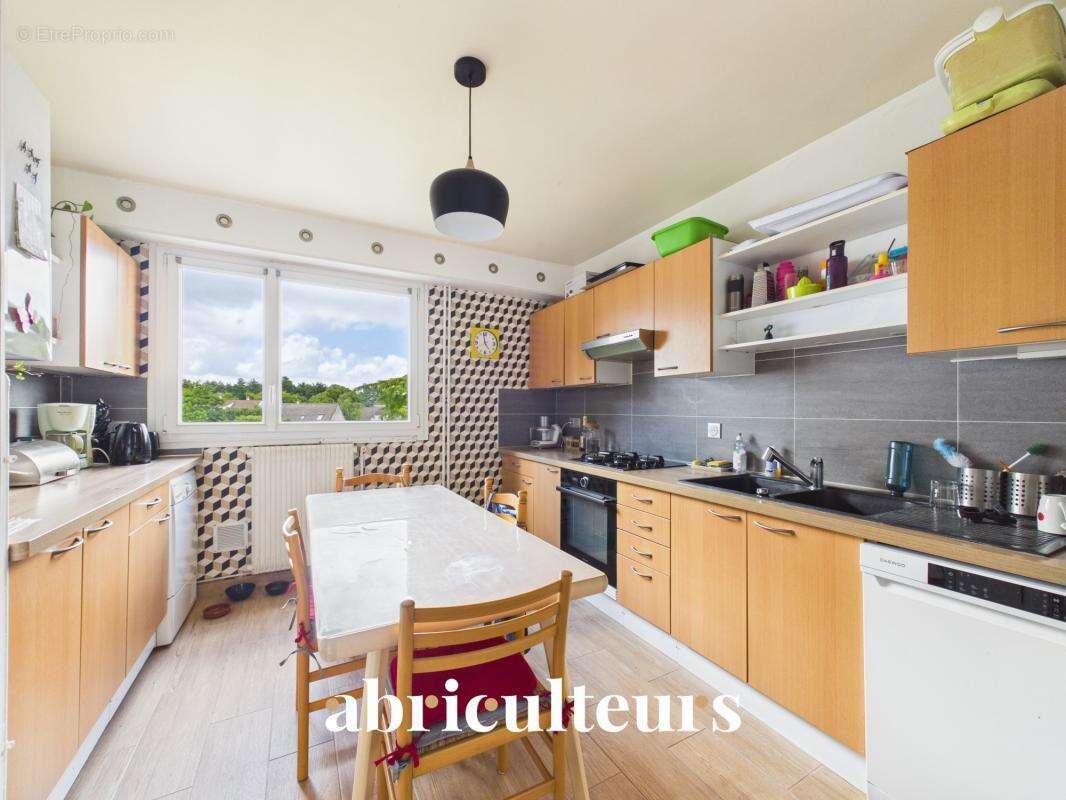 Grand T5 familial de 137 m²  en vente à Saint-Herblain/Quartier Tillay (44800) - photo 5