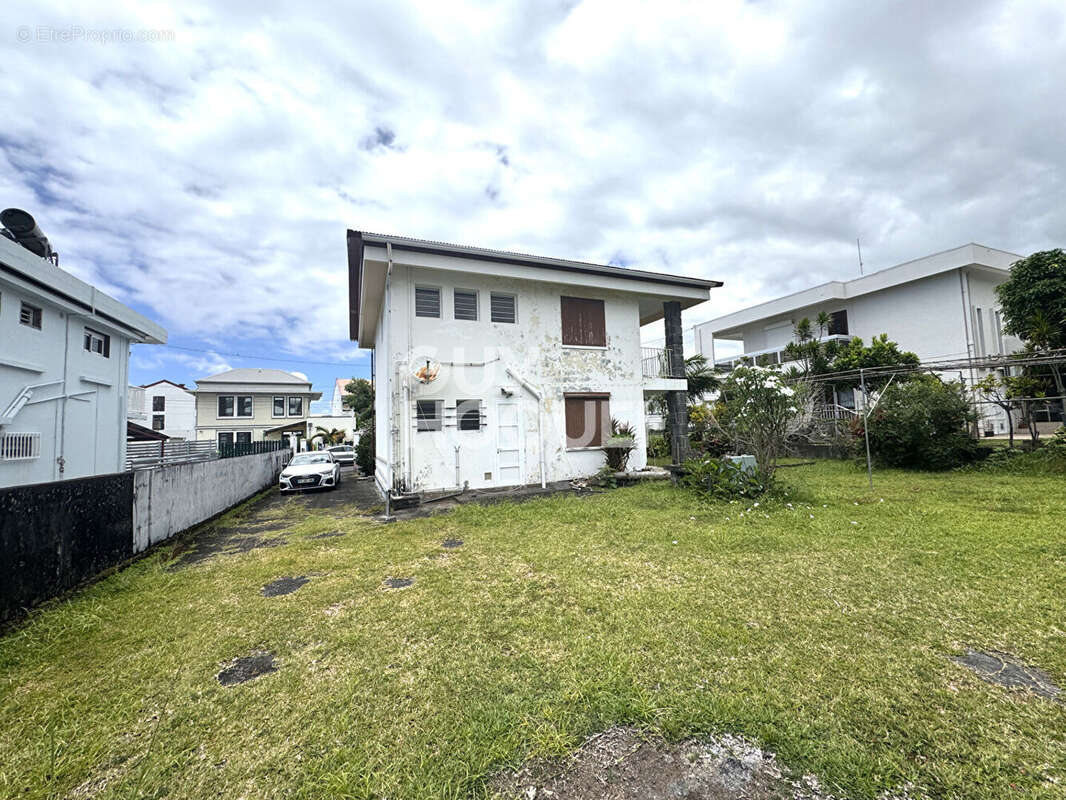 Maison à SAINT-BENOIT