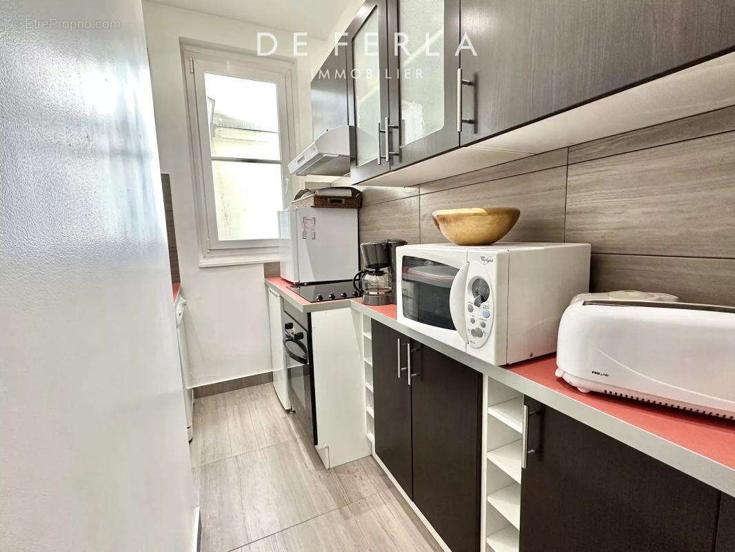 Appartement à PARIS-7E