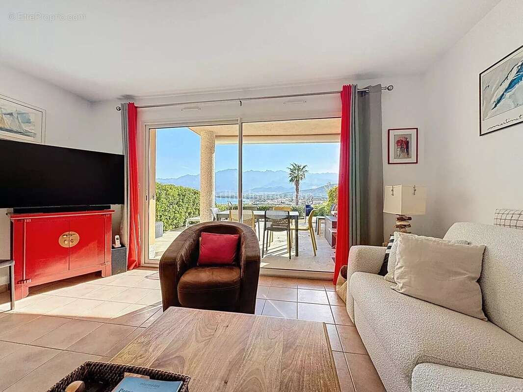 Appartement à CALVI