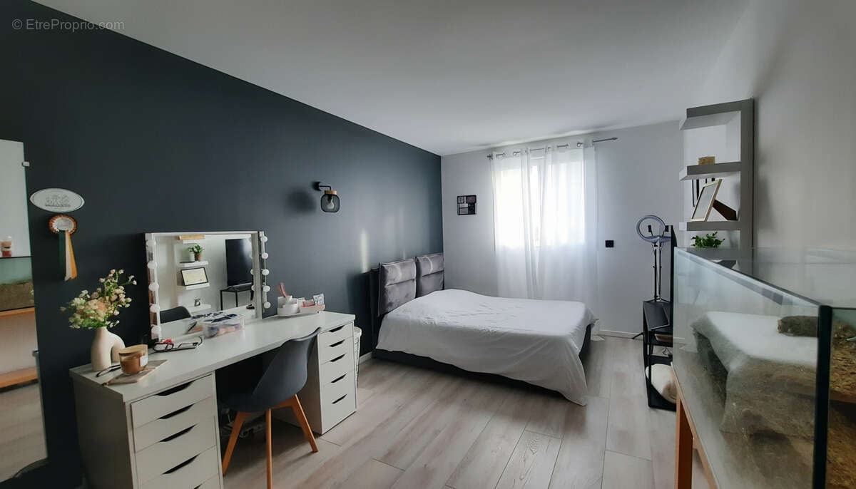 Ensemble immobilier de 2 maisons 364 m2 - revenu  locatif - PRIX 375 000 - photo 10