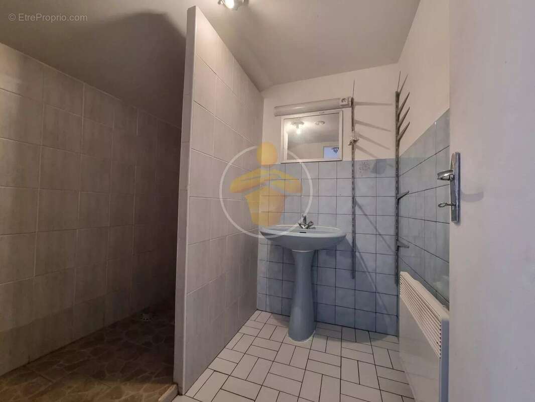 Maison à FRIERES-FAILLOUEL