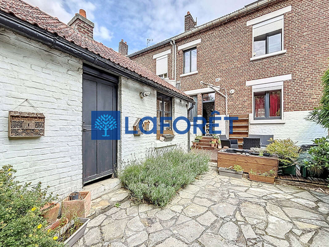 Maison à SAINT-AMAND-LES-EAUX