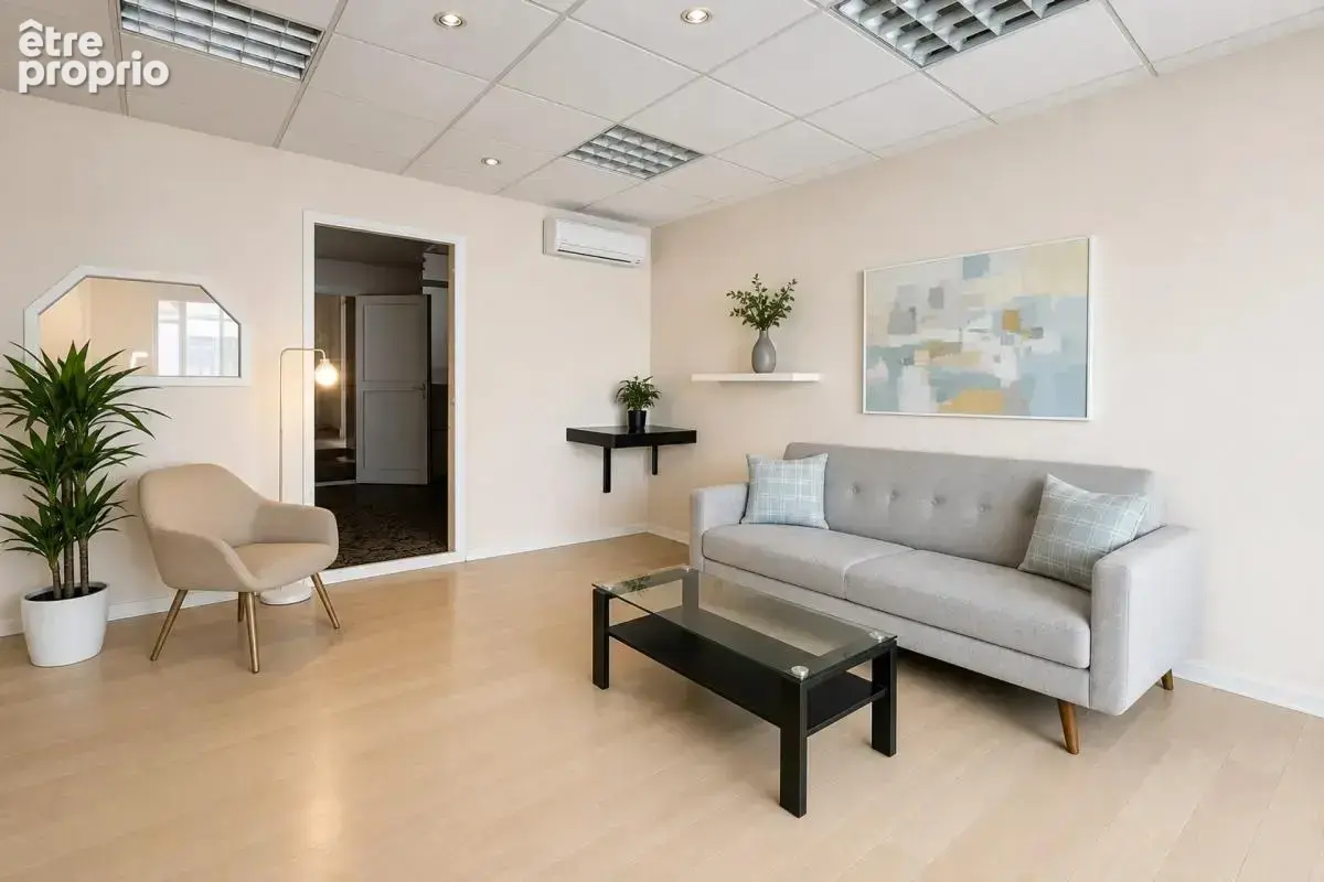 Maison de 5 pièces - 108 m²  en vente à La Châtre - photo 2
