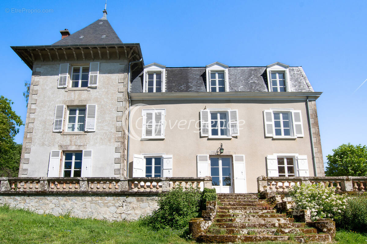 Maison à SAINT-BONNET-BRIANCE