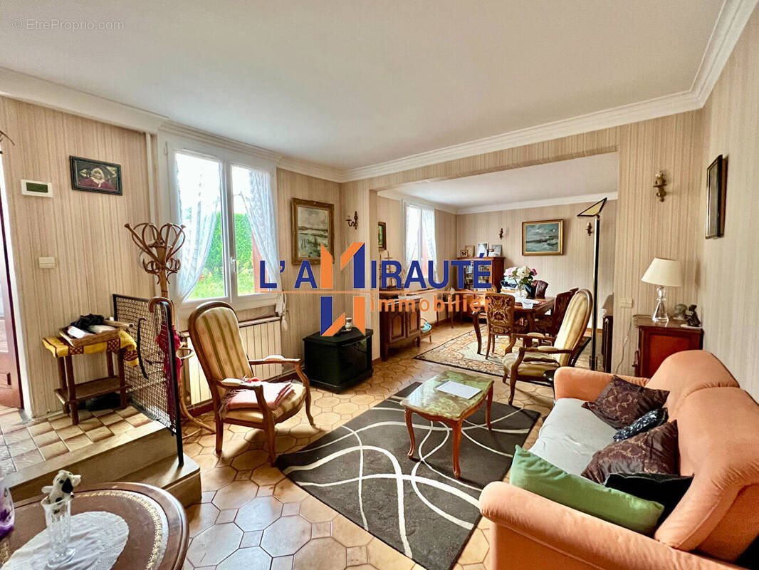 Maison à HOUILLES