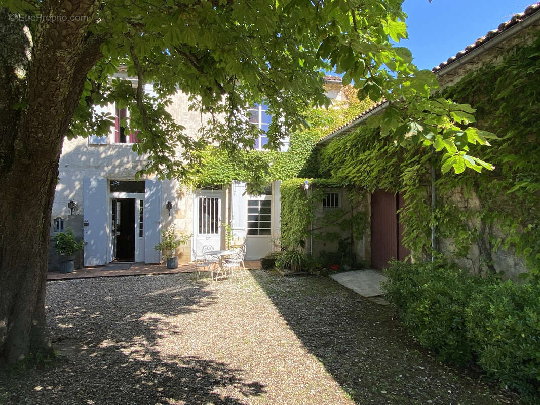 Maison à LANGON