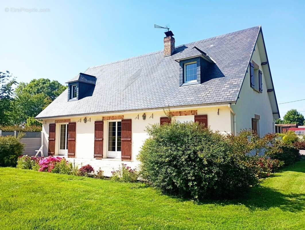 Maison à LES LOGES