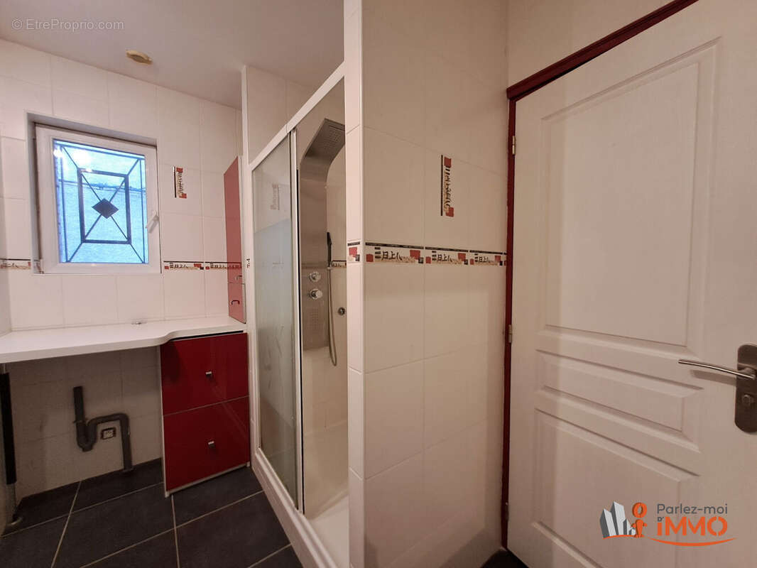 Appartement à SAINT-ETIENNE