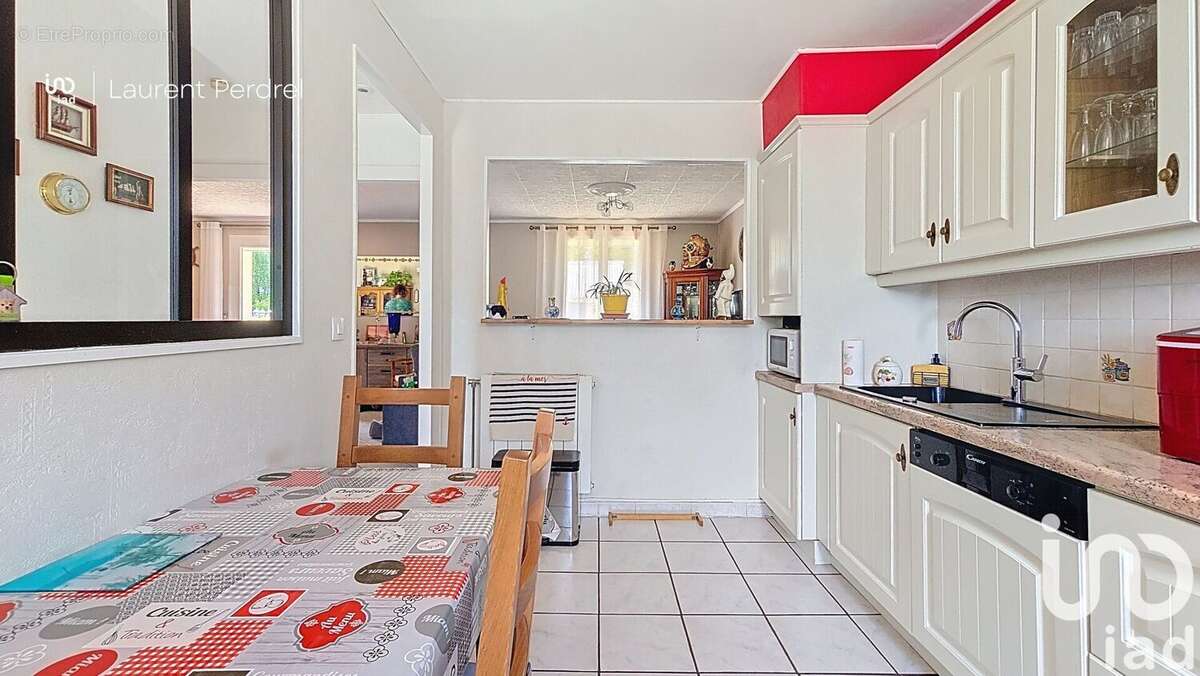 Photo 4 - Maison à SAINT-JEAN-LA-POTERIE