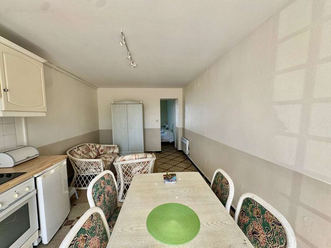 Une maison de charme dans un village très prisé - photo 18