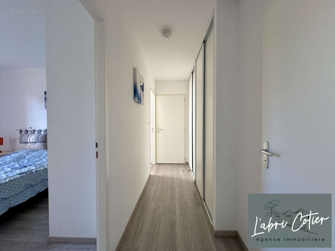 Couloir - Appartement à NOTRE-DAME-DE-RIEZ