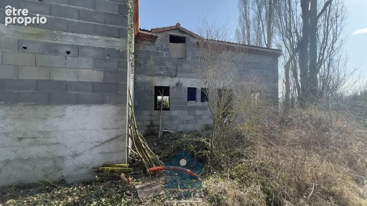 maison à finir sur un grand terrain arboré - photo 3