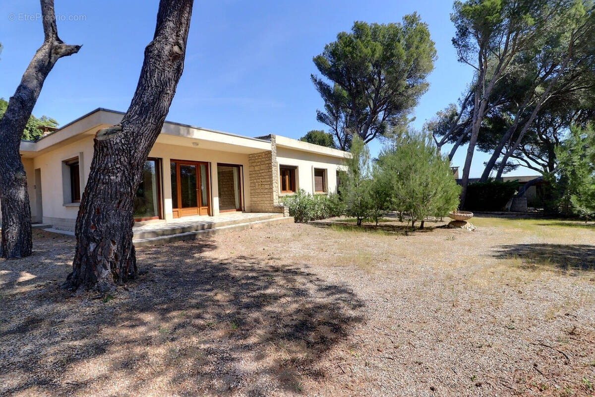 Maison à BEDARRIDES