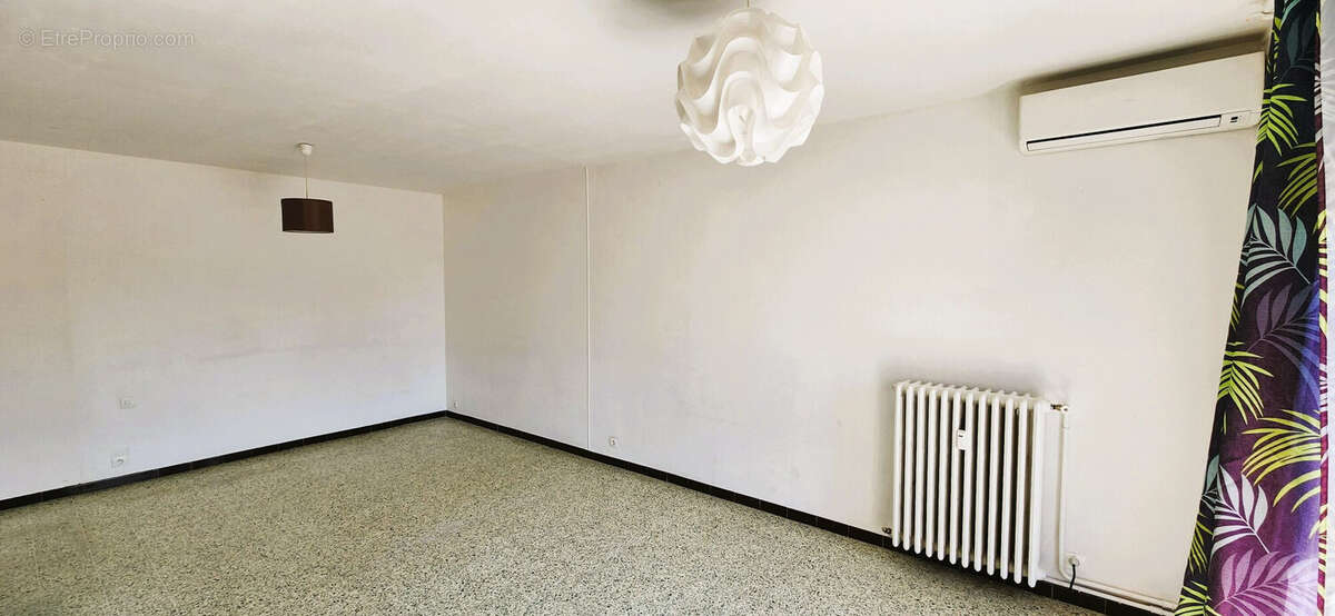 Appartement 36 m² à Beziers  - photo 2