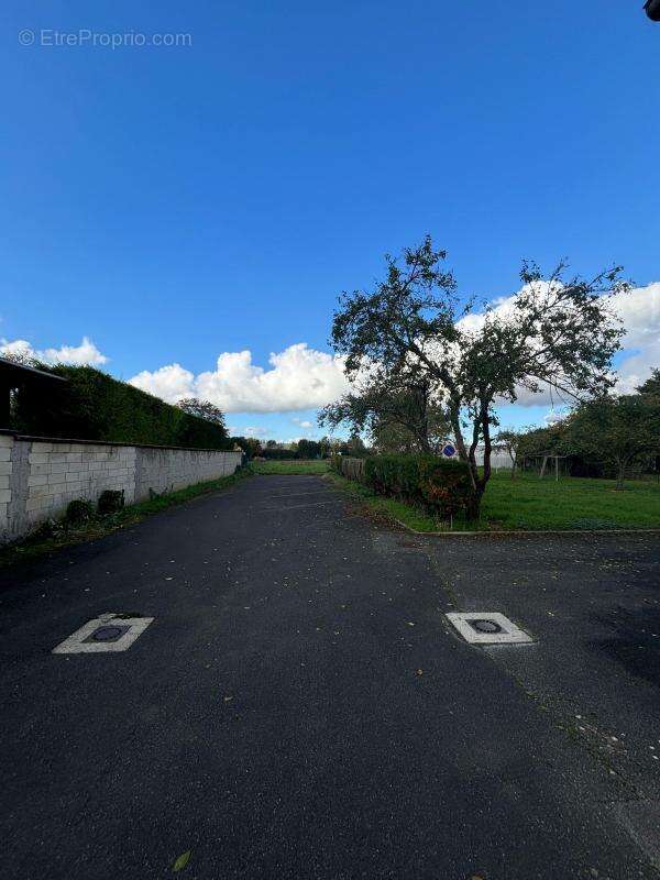 Appartement à LACROIX-SAINT-OUEN