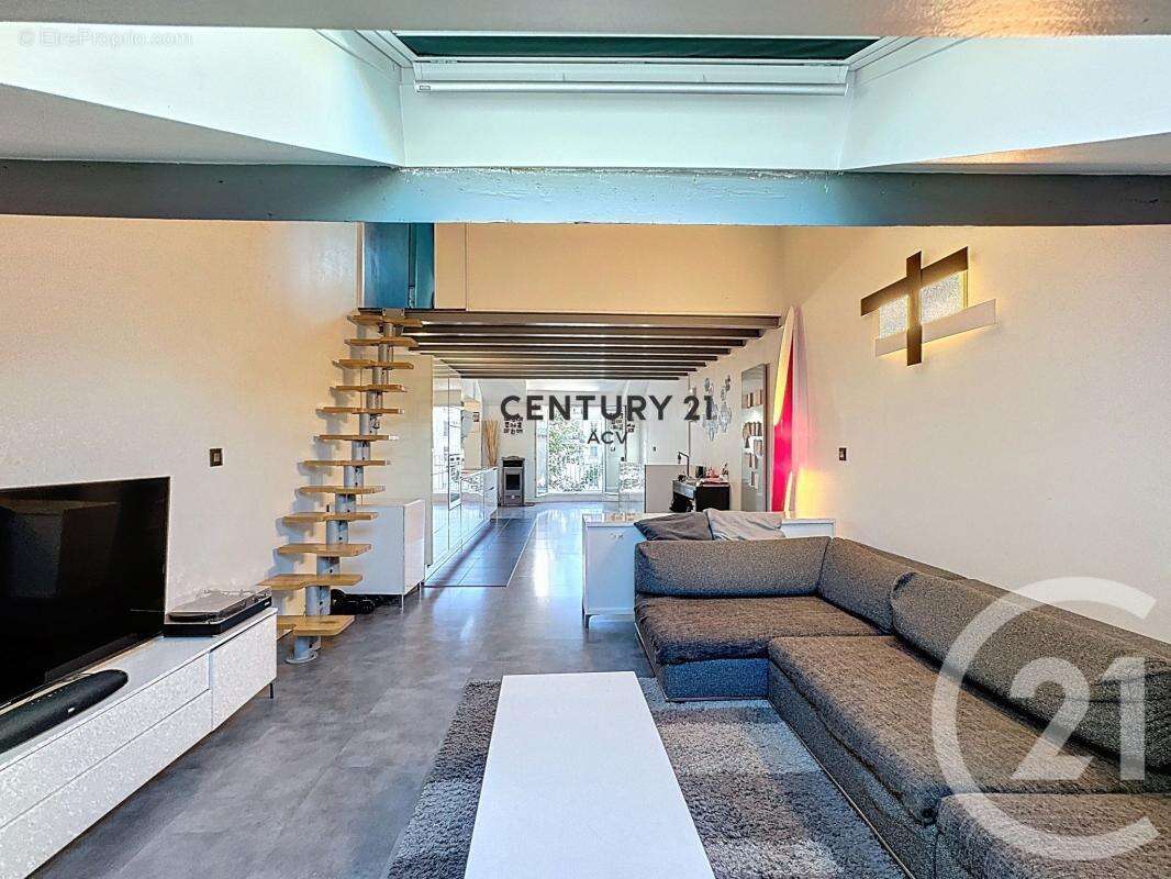Appartement à MAISONS-ALFORT
