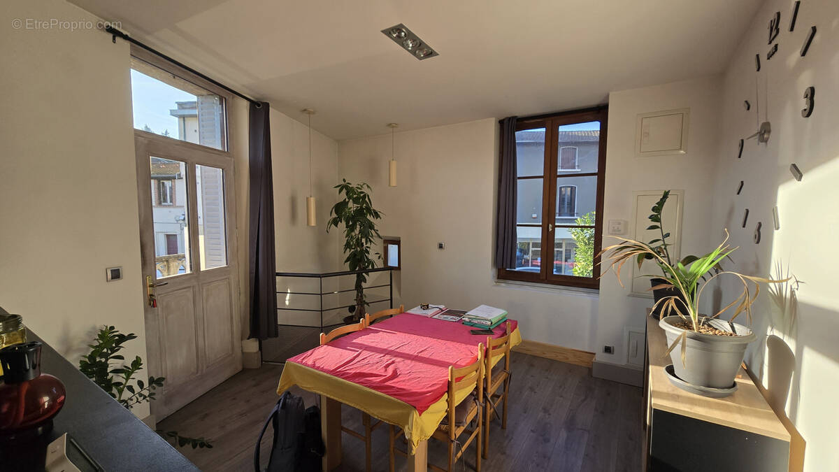 Appartement à SAIN-BEL