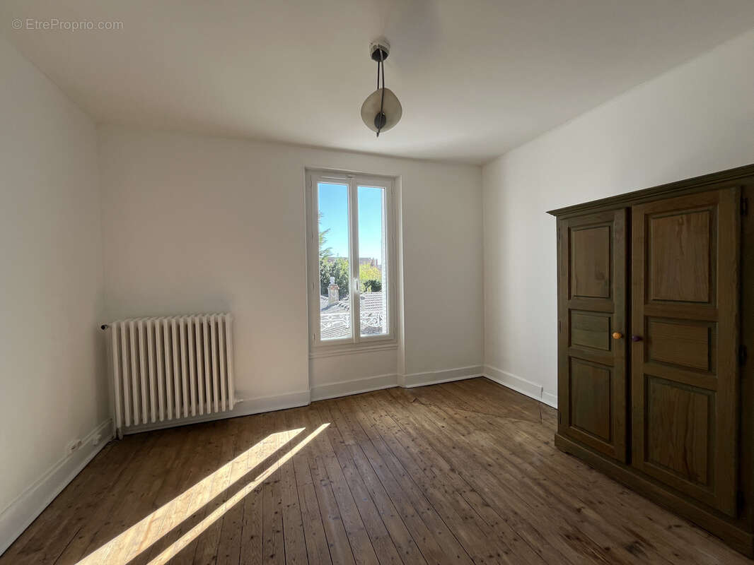 Maison à MALESHERBES