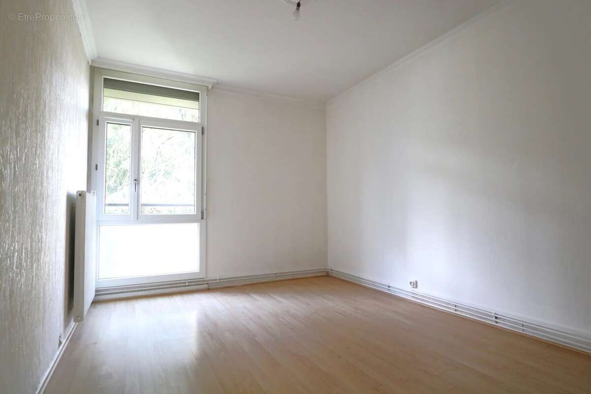 Appartement à OULLINS