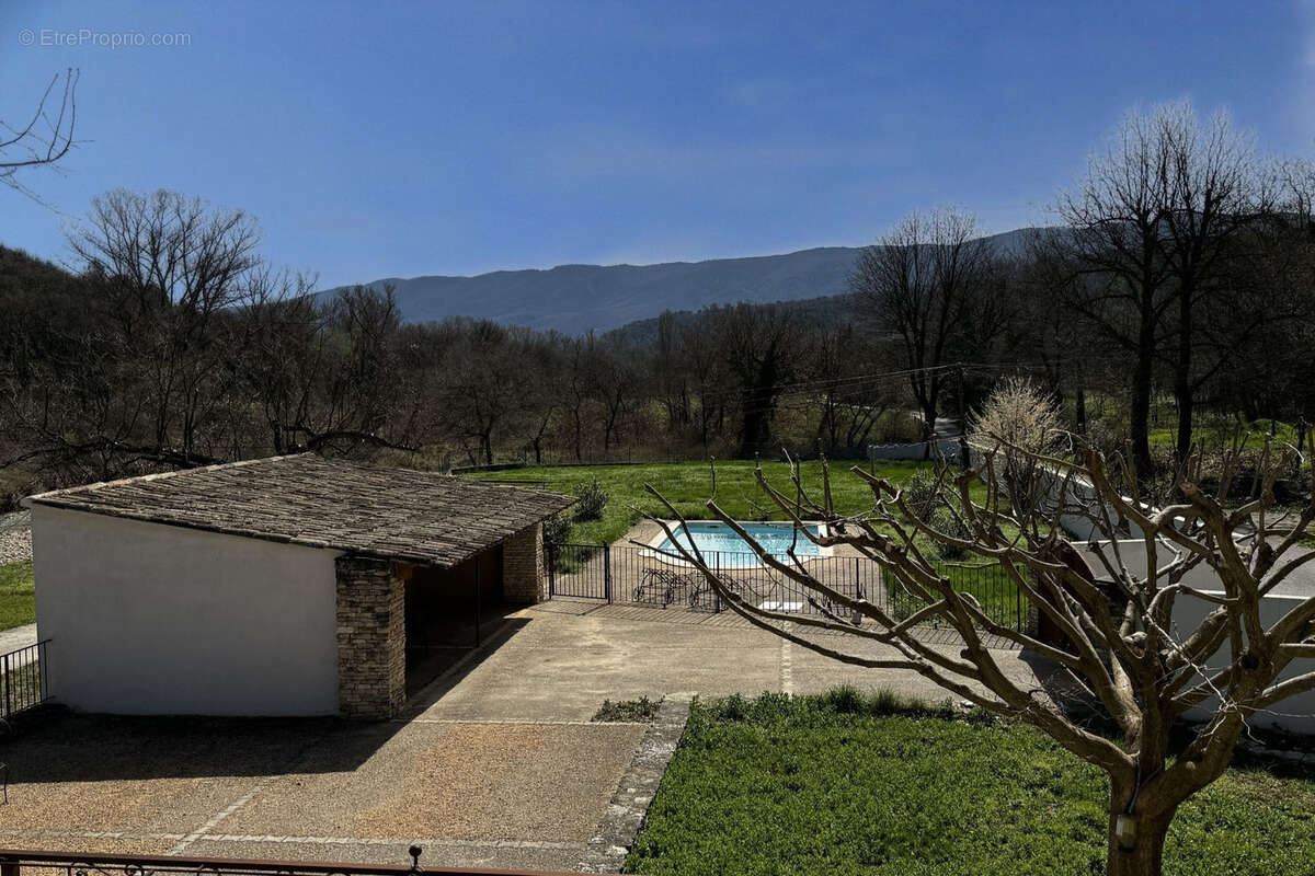 Maison à SAIGNON