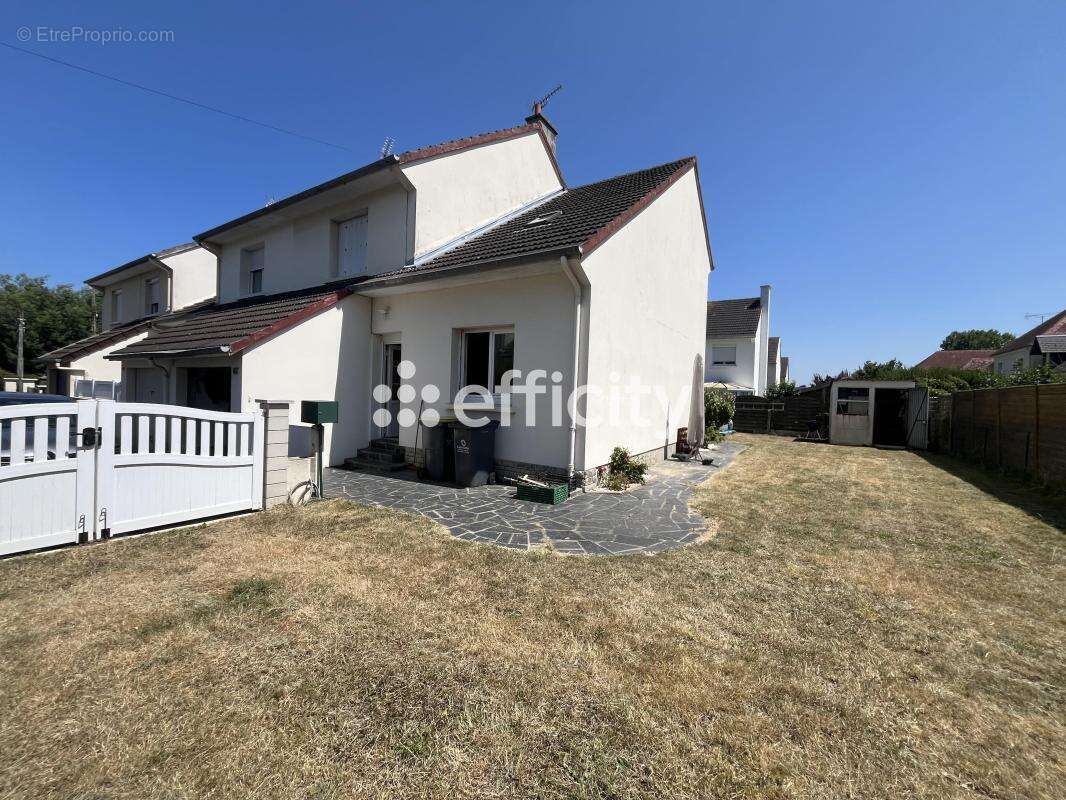 Maison à OUISTREHAM