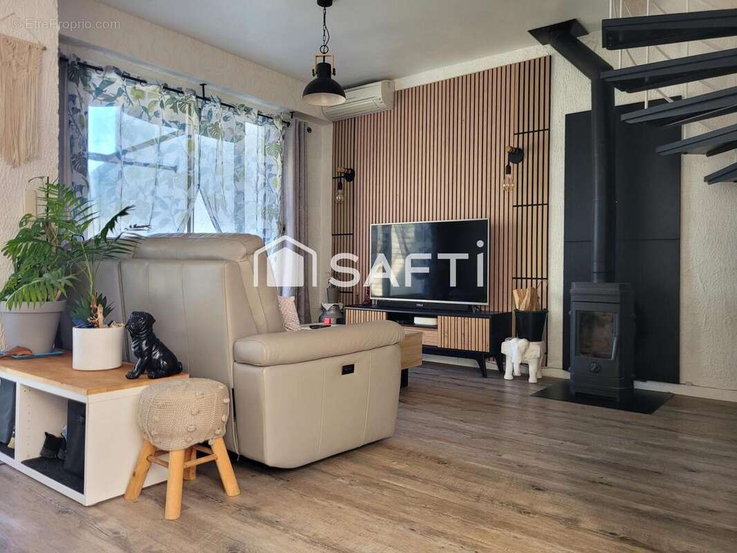 Photo 3 - Maison à FLEURY