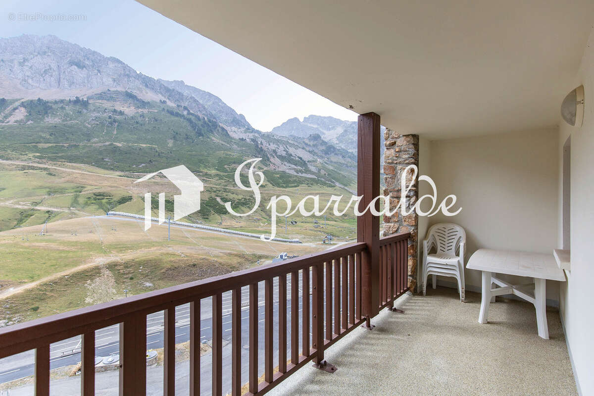 À vendre   Appartement T2 avec grande Terrasse et parking en sous-sol - photo 2