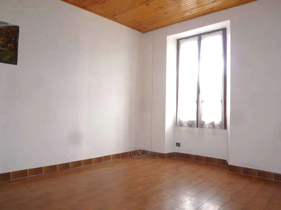Appartement à BRAUX