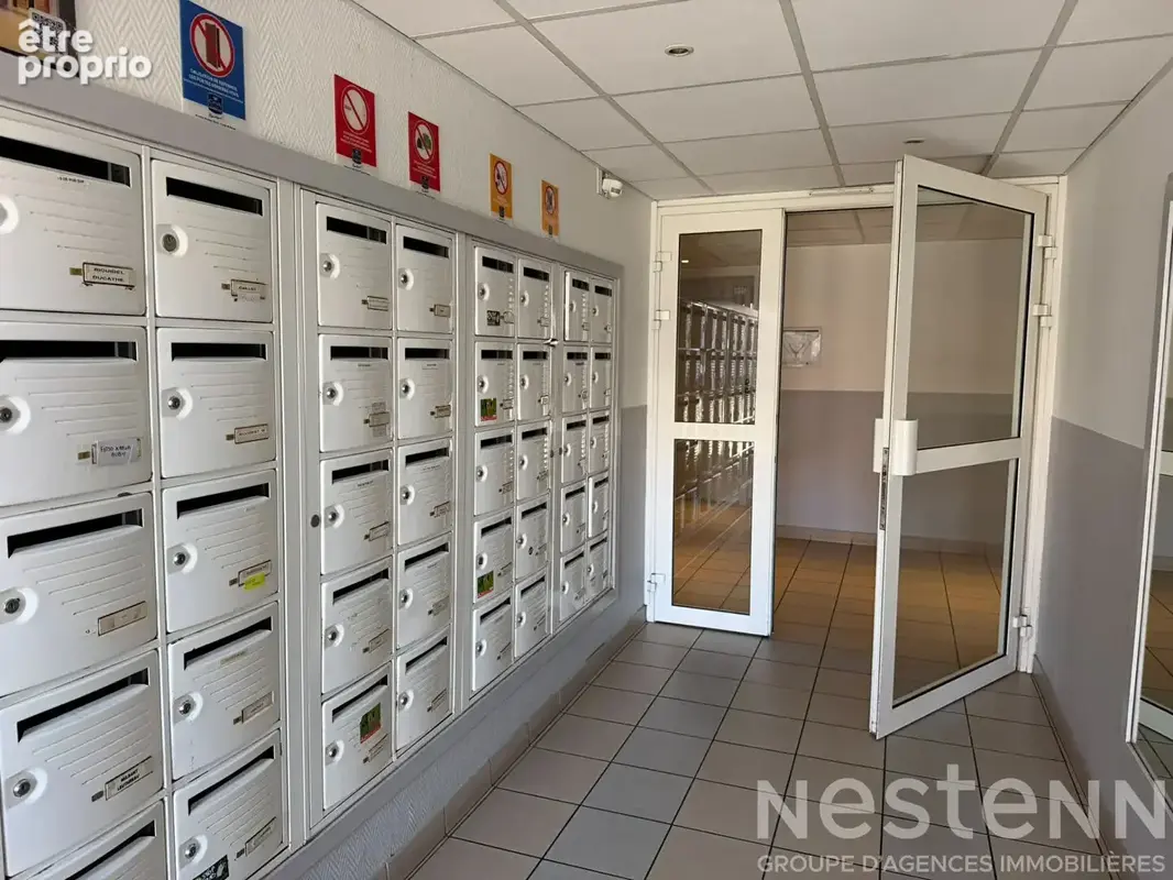 Carcassonne - appartement t2 loué avec terrasse, ascenseur et parking privatif - photo 8