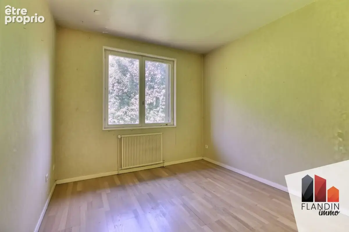 Maison 127 m² à Taluyers  - photo 7