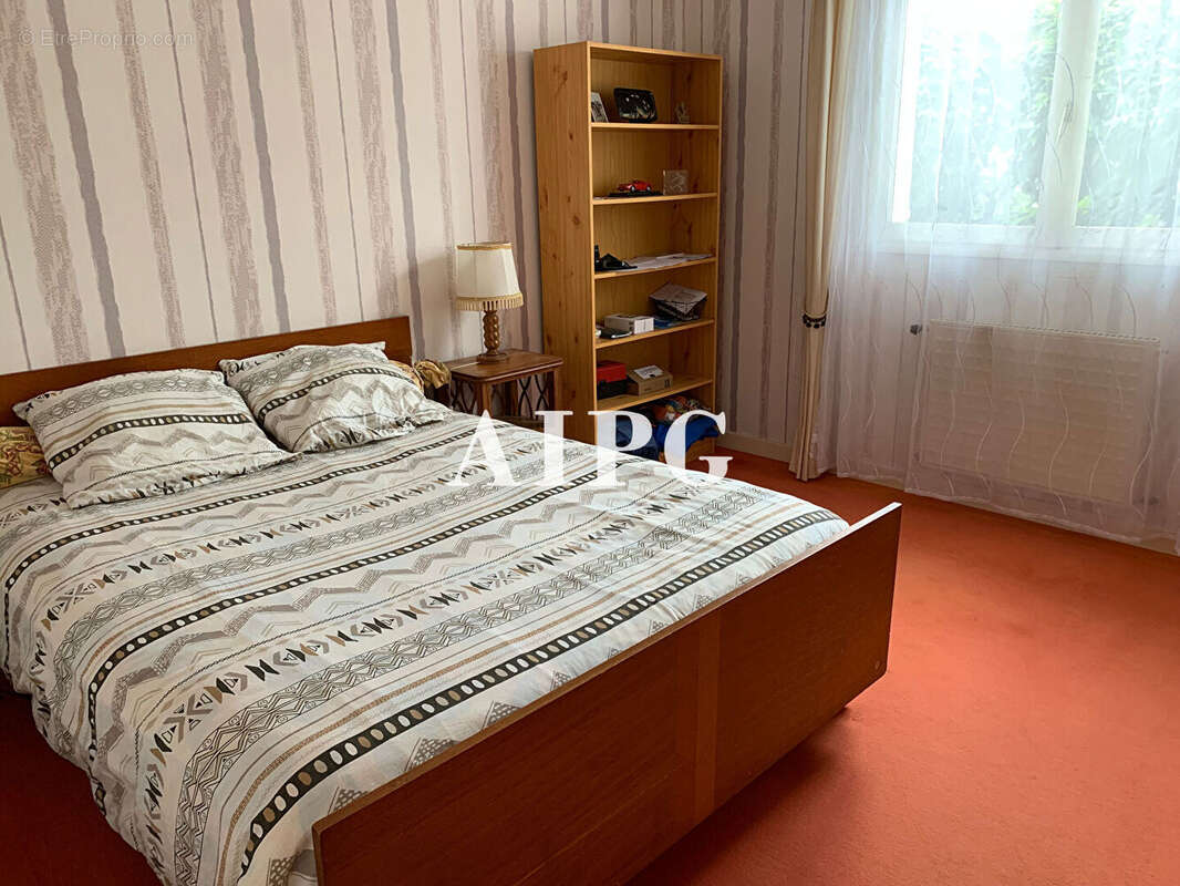 BINIC, maison traditionnelle, à 2 kilomètres de la mer, à vendre - photo 4