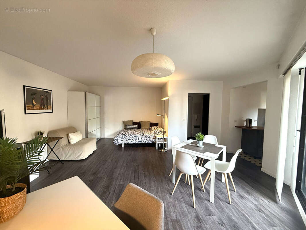 Appartement à BORDEAUX